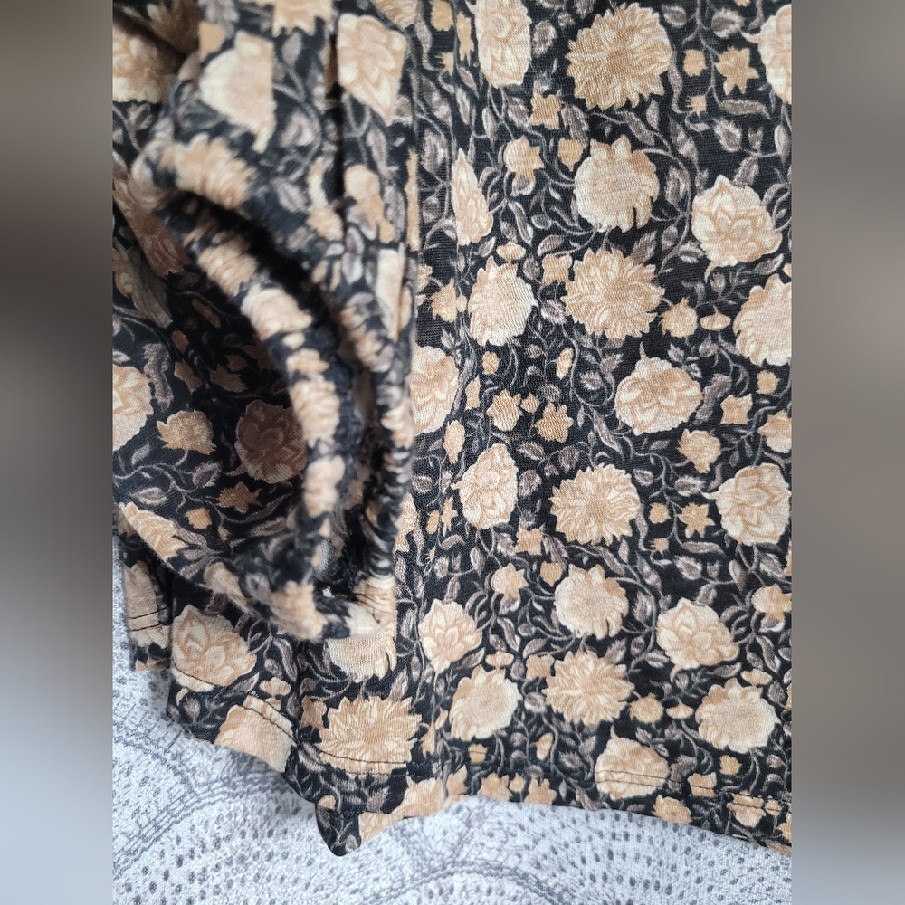 Lucky Brand Cream Floral Long Sleeve Blouse Size Small/Petite - Picture 6 of 7